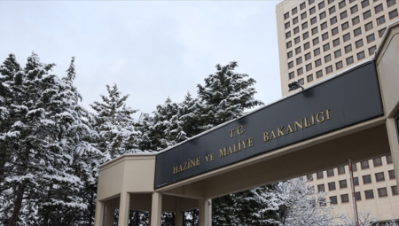 Hazine ve Maliye Bakanlığı’ndan 4 ihale duyurusu