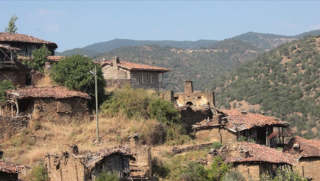 Bayındırlık, İmar, Ulaştırma ve Turizm Komisyonu Köy Kanunu değişiklikleri için toplandı