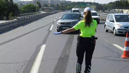 Trafik grupları 1 haftada 2 milyon 942 bin 329 aracı denetledi